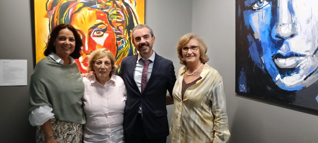 Sara Pérez, María Luisa Martín, Óscar Álvarez y Junibel Lancho en la exposición.
